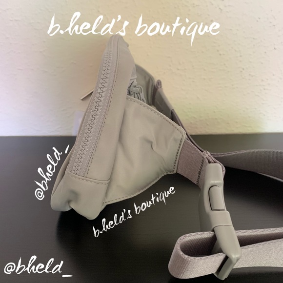 🆕 lululemon Everywhere Belt Bag *Large Version 2L Volume in Silver Drop New NWT - Picture 5 of 16